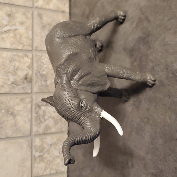 Vintage Greenbrier International Heavy Toy Elephant - Picture 1 of 4